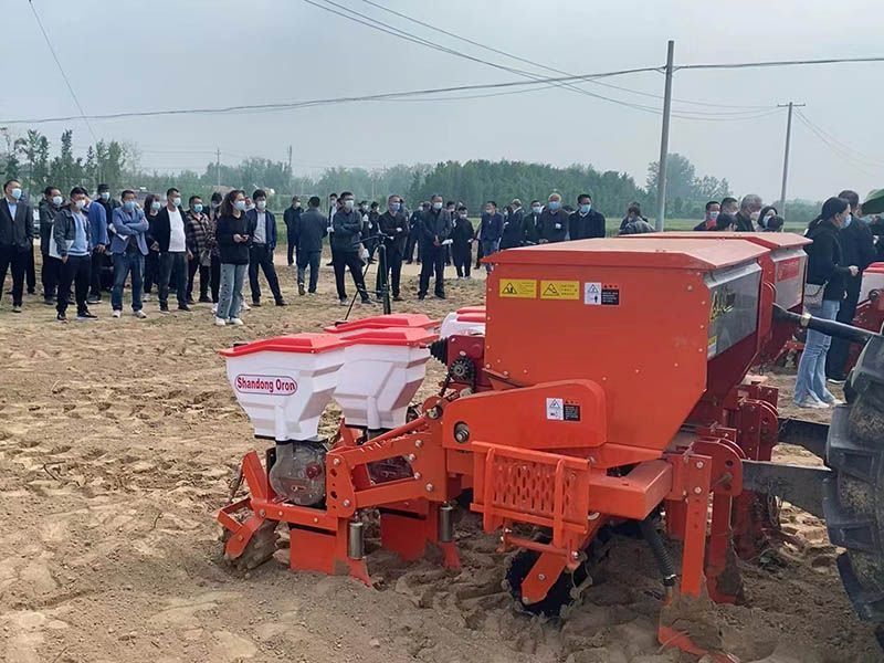 推廣農業(yè)機械裝備的措施